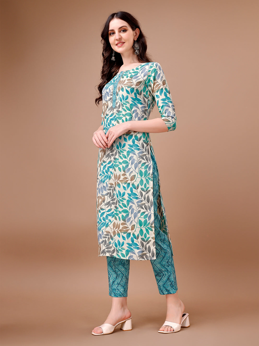 Floral Printed Kurta With Pant & Dupatta, Multicolor - Hiral Fashion | Grocsy