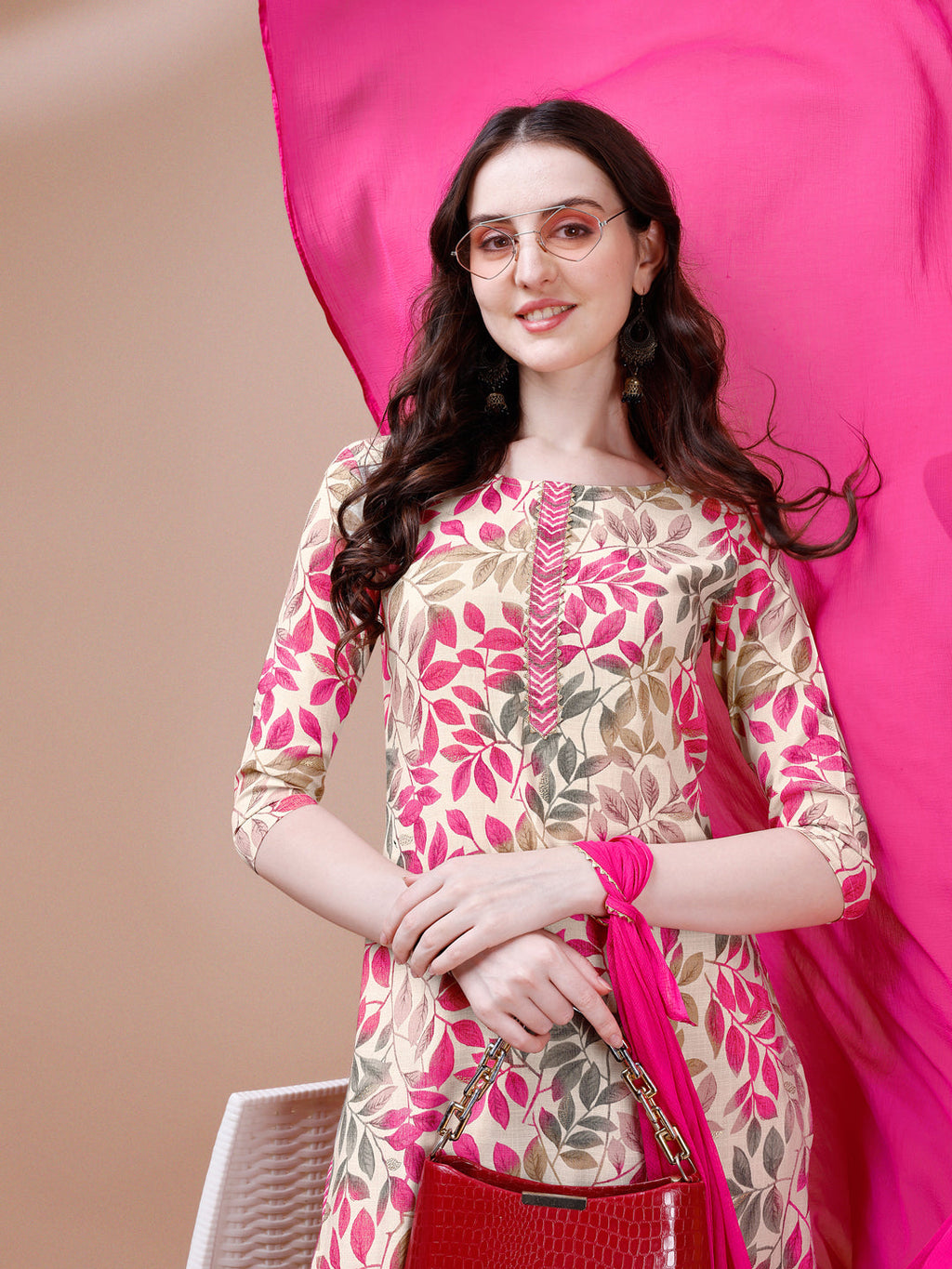 Floral Printed Kurta With Pant & Dupatta, Multicolor - Hiral Fashion | Grocsy