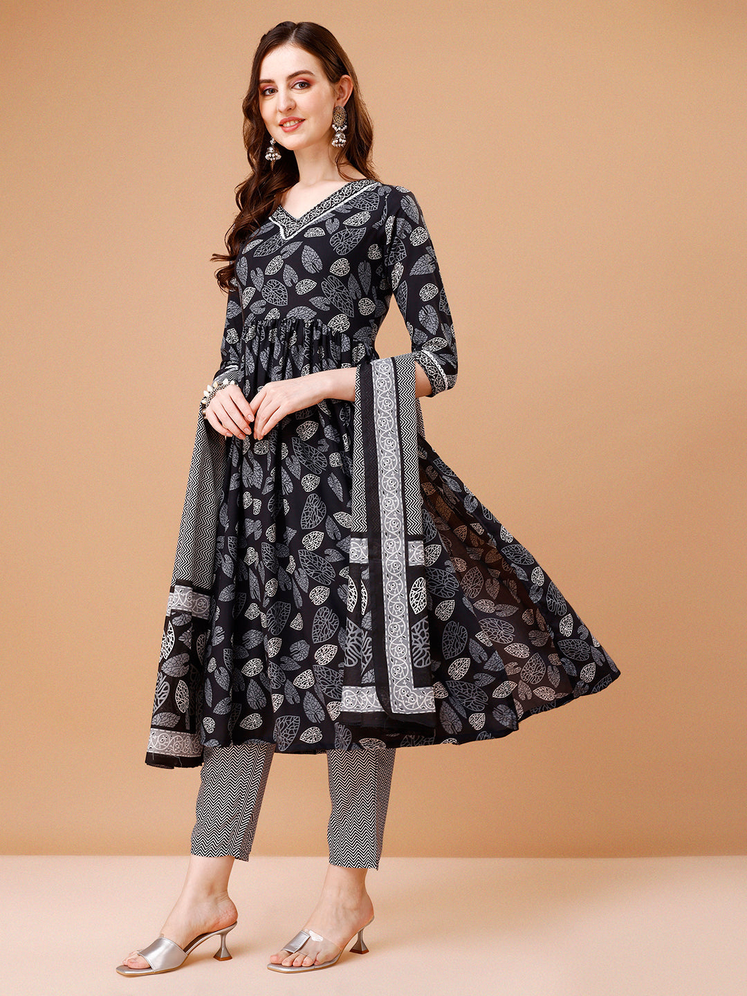 Leaf Printed Flared Kurta With Pant & Dupatta, Multicolor - Hiral Fashion | Grocsy