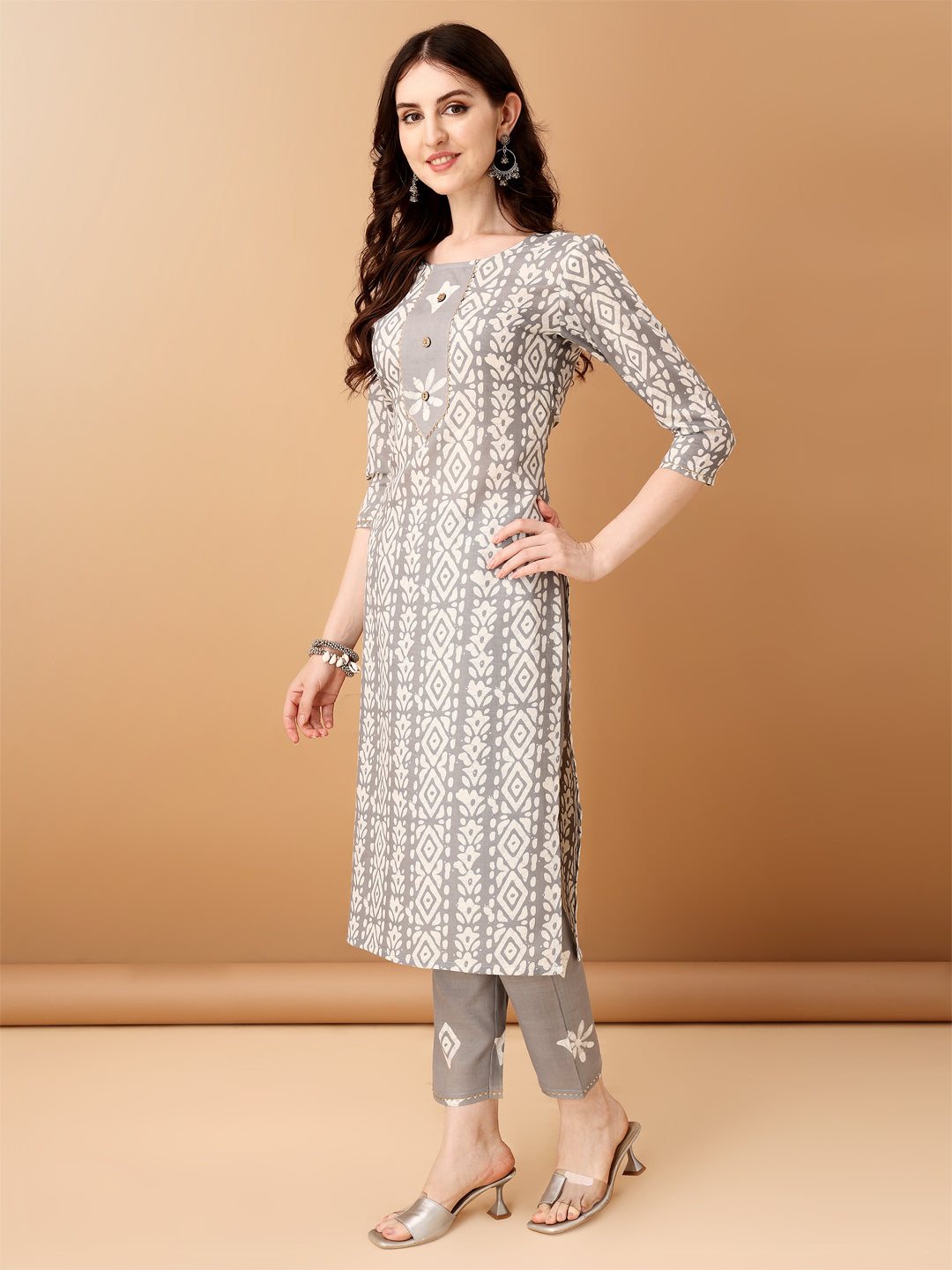 Bandhani Printed Cotton Kurta With Pant & Dupatta, Grey - Hiral Fashion | Grocsy