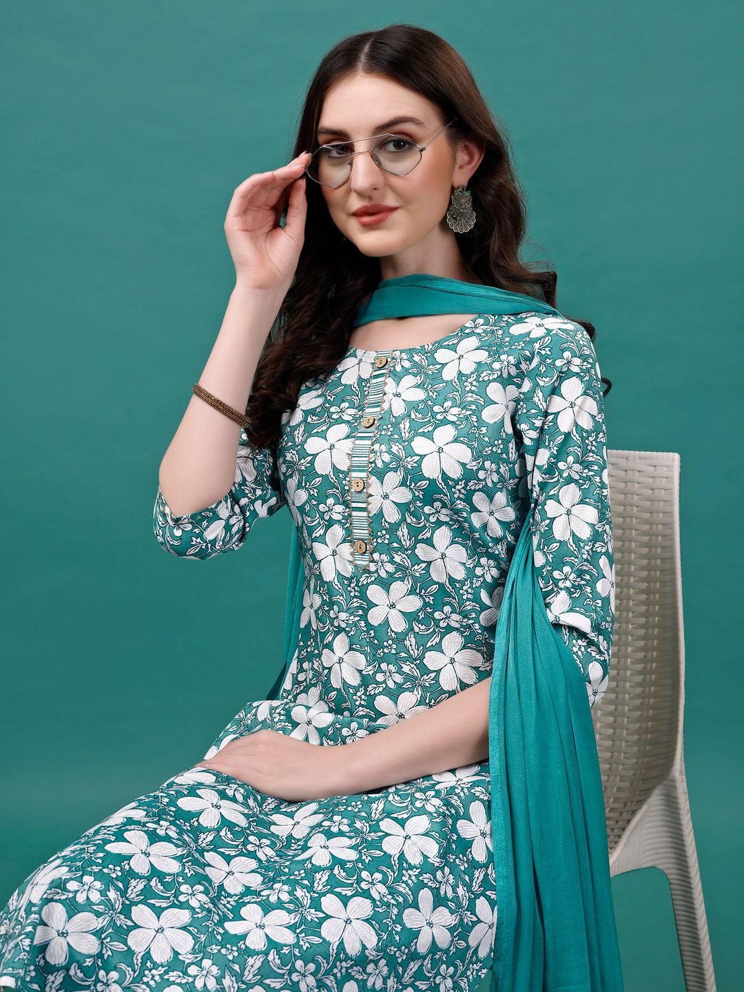 Floral Printed Casual Wear Kurta With Pant & Dupatta, Multicolor - Hiral Fashion | Grocsy