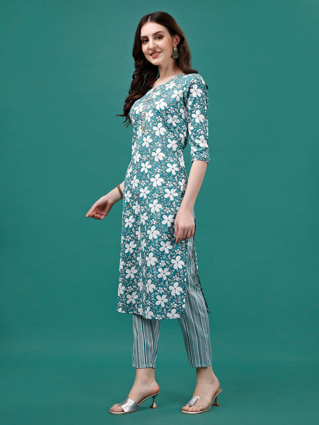 Floral Printed Casual Wear Kurta With Pant & Dupatta, Multicolor - Hiral Fashion | Grocsy