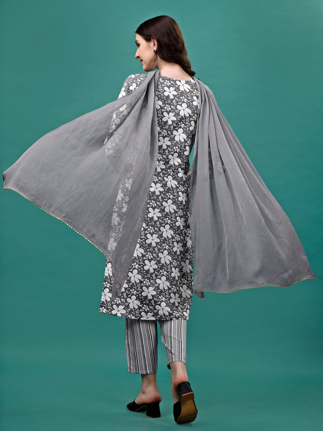Floral Printed Casual Wear Kurta With Pant & Dupatta, Multicolor - Hiral Fashion | Grocsy