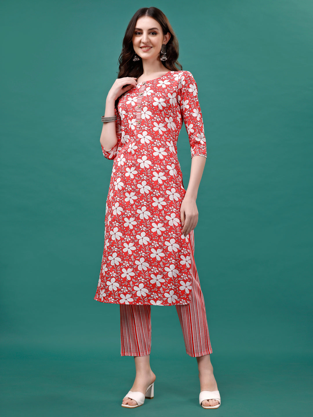 Floral Printed Casual Wear Kurta With Pant & Dupatta, Multicolor - Hiral Fashion | Grocsy