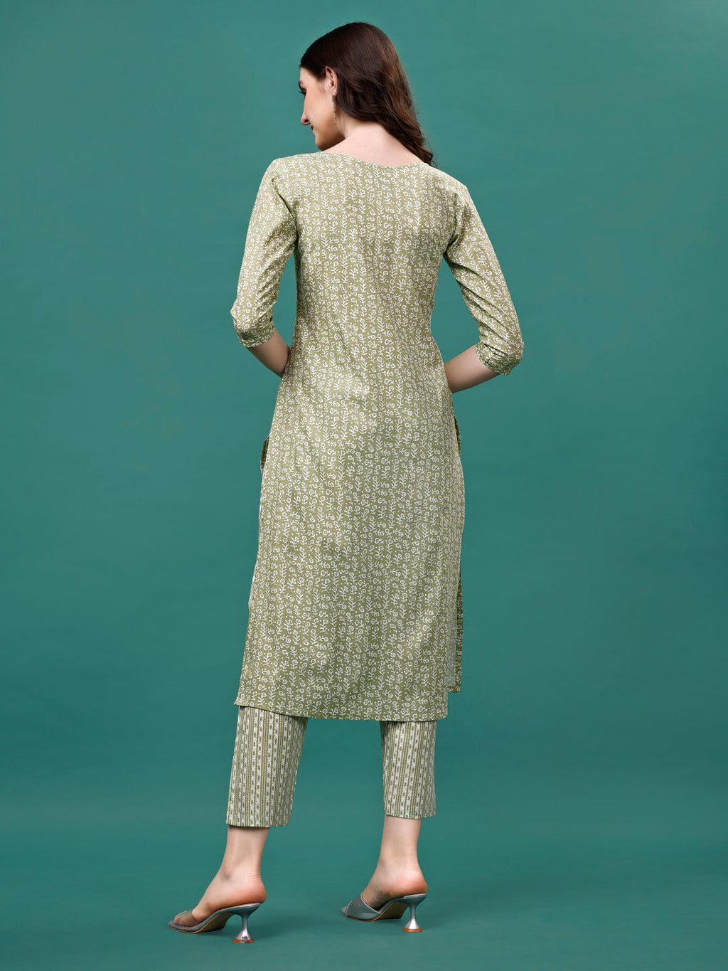 Floral Printed Casual Wear Kurta With Pant & Dupatta, Multicolor - Hiral Fashion | Grocsy