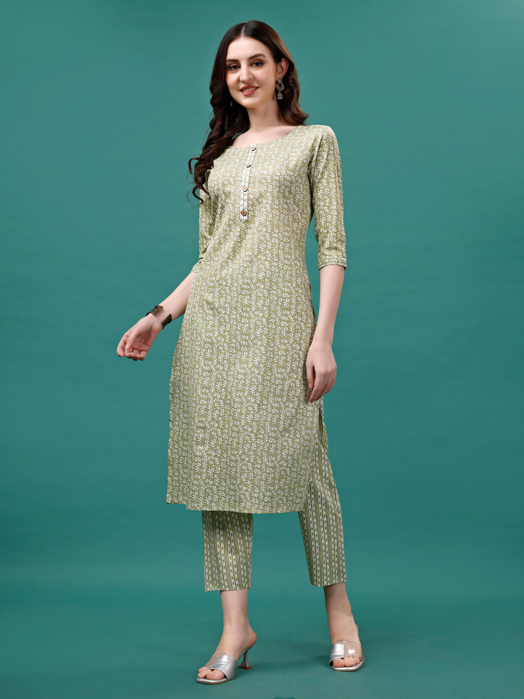 Floral Printed Casual Wear Kurta With Pant & Dupatta, Multicolor - Hiral Fashion | Grocsy
