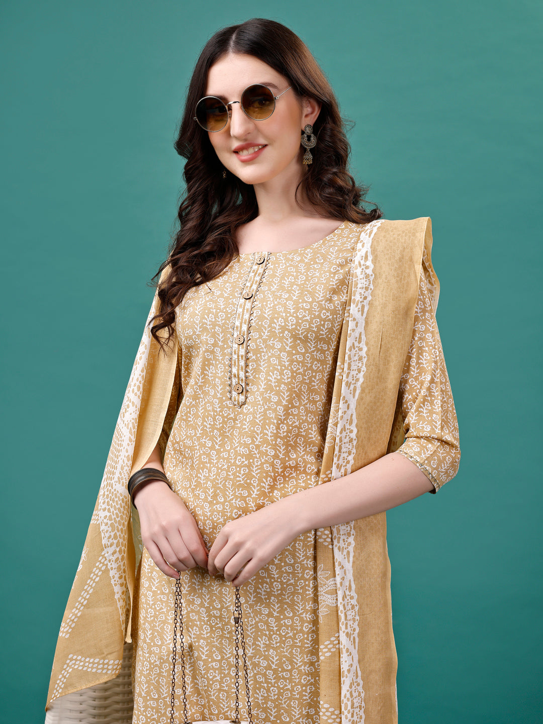 Floral Printed Casual Wear Kurta With Pant & Dupatta, Multicolor - Hiral Fashion | Grocsy