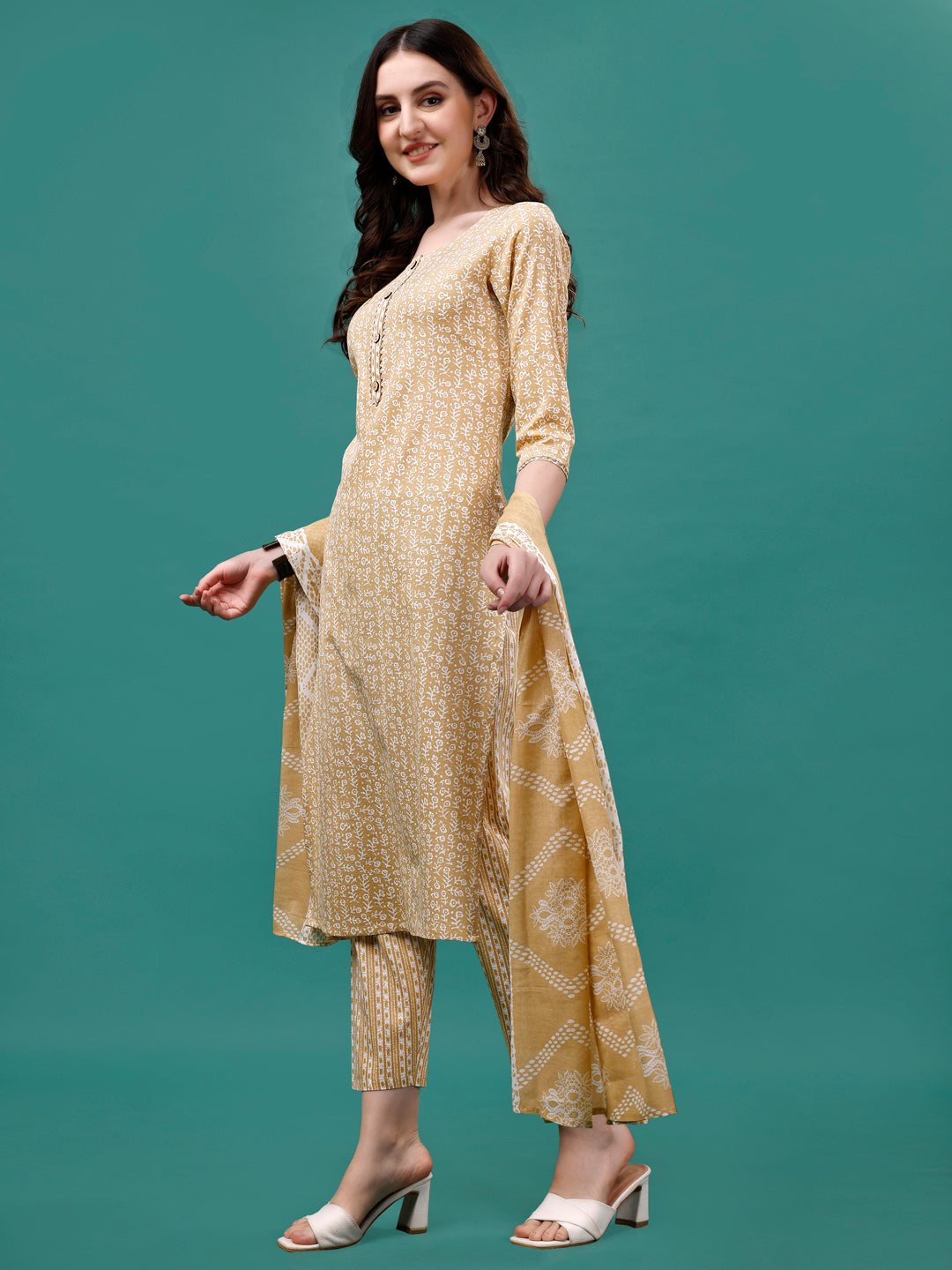 Floral Printed Casual Wear Kurta With Pant & Dupatta, Multicolor - Hiral Fashion | Grocsy