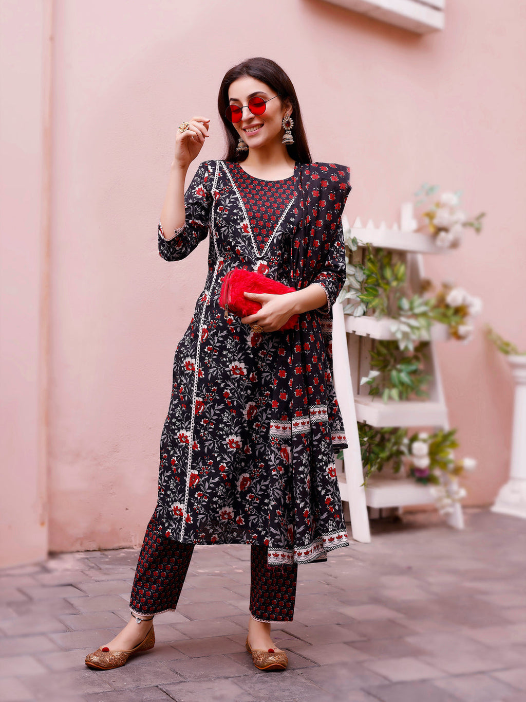 Floral Printed Kurta With Pant & Dupatta, Multicolor - Hiral Fashion | Grocsy