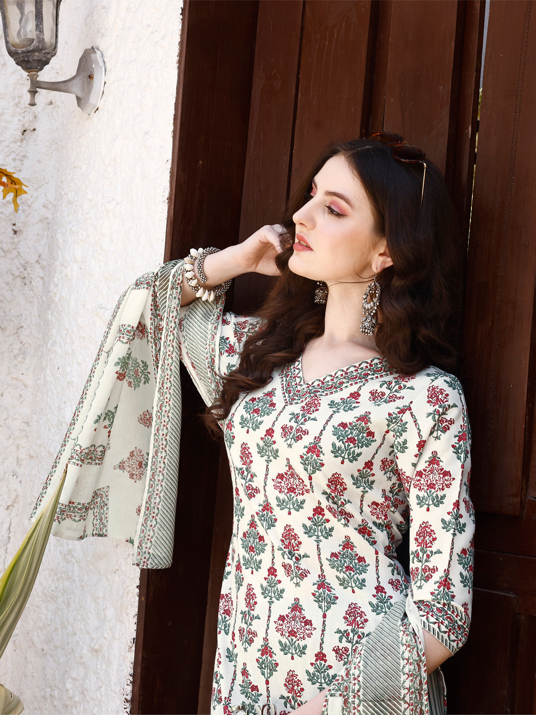 Floral Printed Kurta With Pant & Dupatta, Multicolor - Hiral Fashion | Grocsy