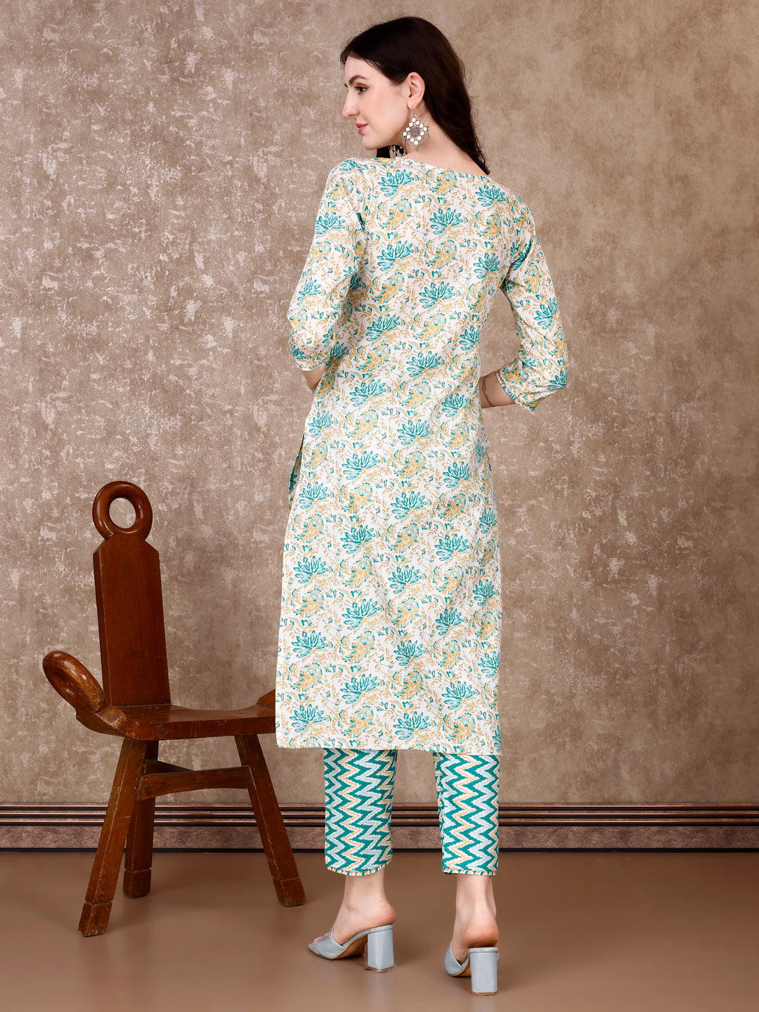 Floral Printed Kurta With Printed Pant & Dupatta, Multicolor - Hiral Fashion | Grocsy