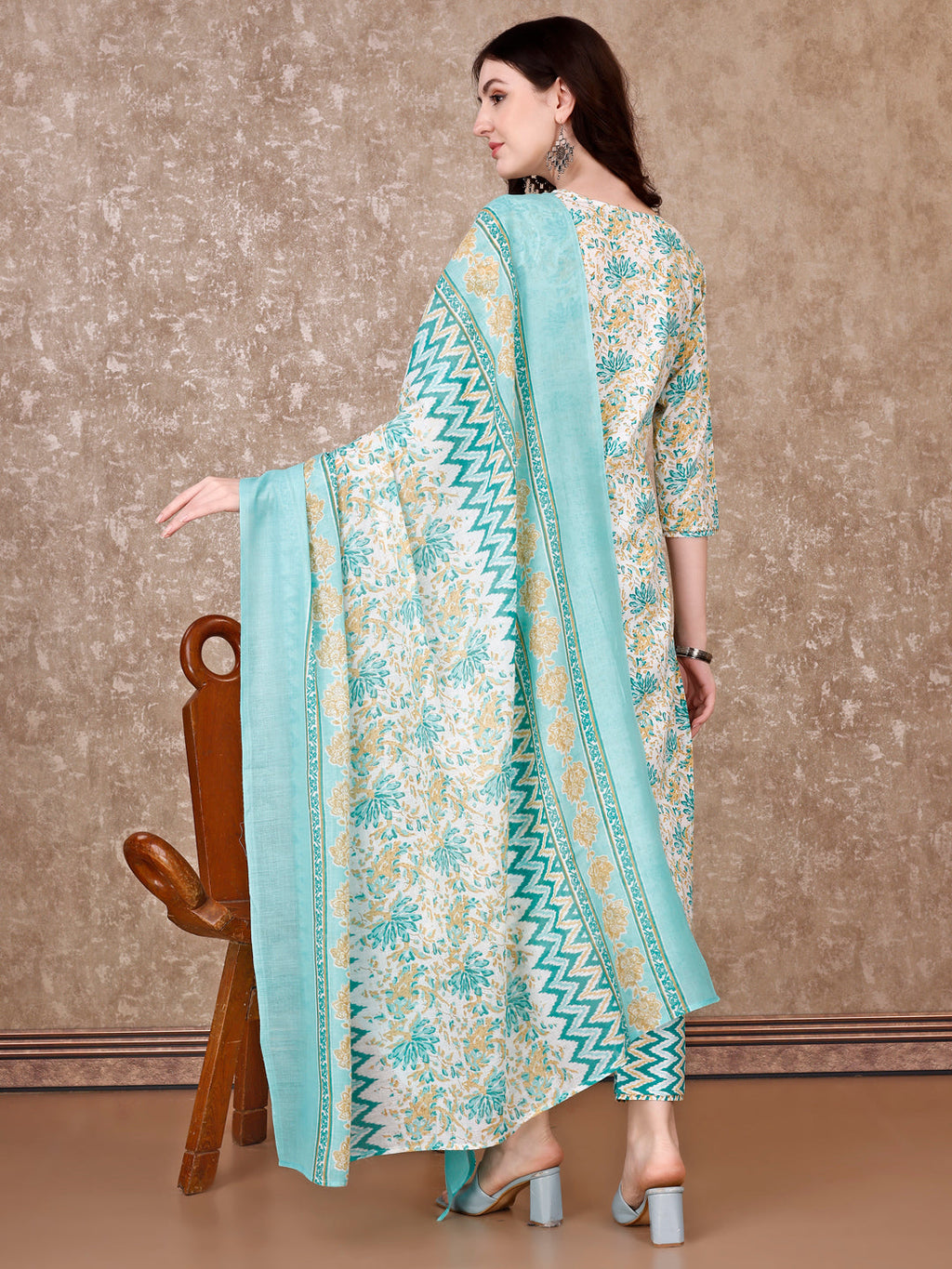 Floral Printed Kurta With Printed Pant & Dupatta, Multicolor - Hiral Fashion | Grocsy