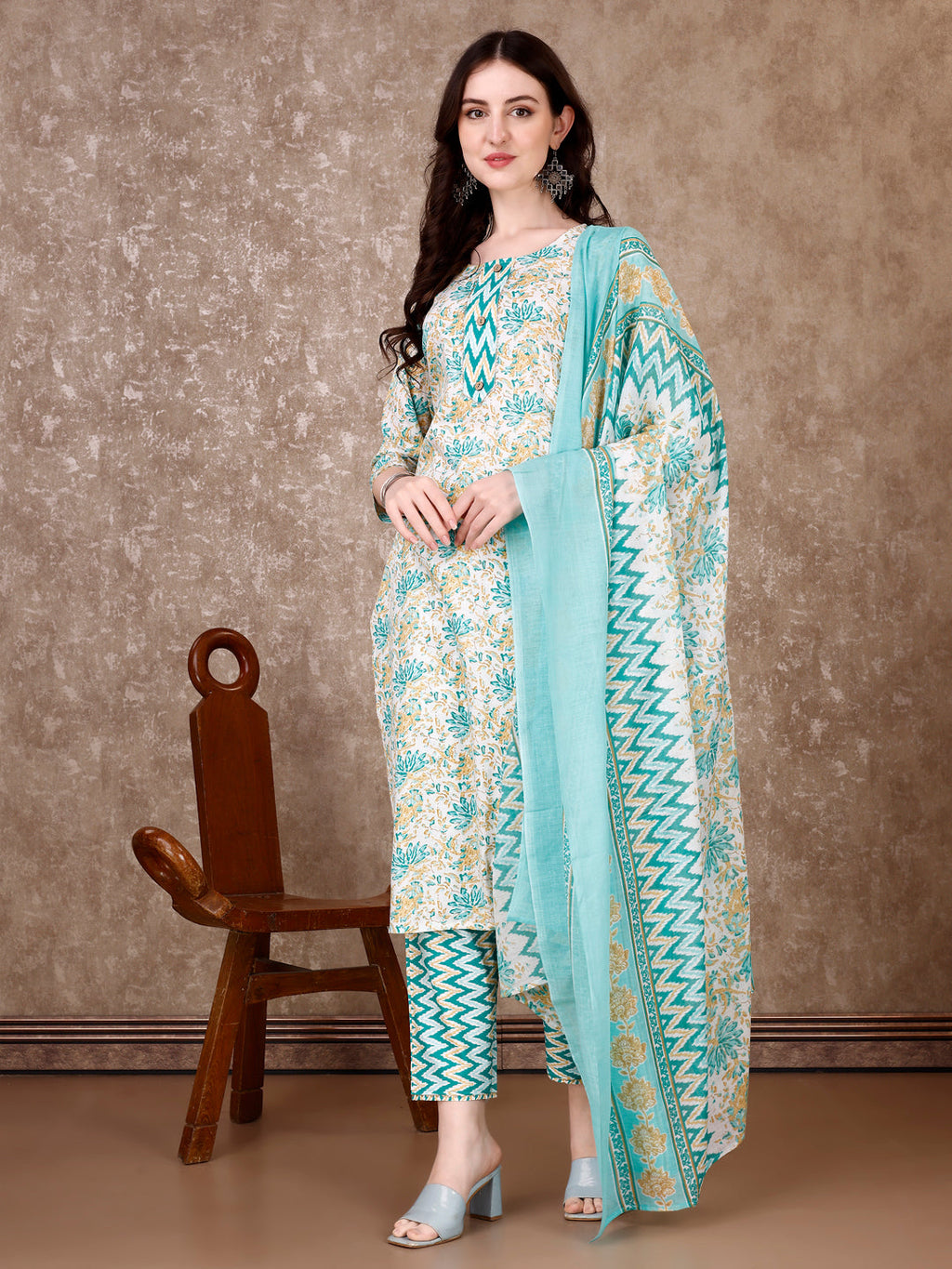 Floral Printed Kurta With Printed Pant & Dupatta, Multicolor - Hiral Fashion | Grocsy