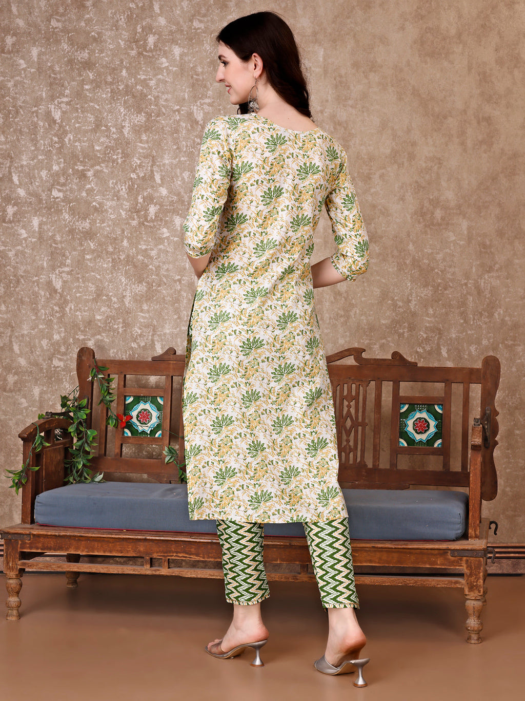 Floral Printed Kurta With Printed Pant & Dupatta, Multicolor - Hiral Fashion | Grocsy