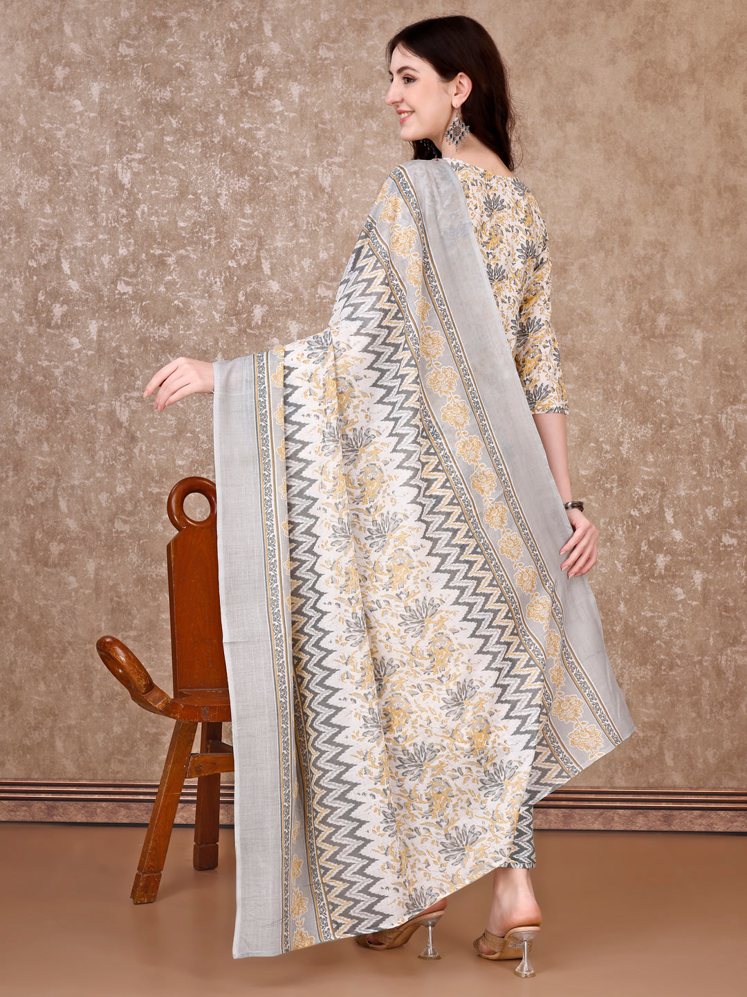 Floral Printed Kurta With Printed Pant & Dupatta, Multicolor - Hiral Fashion | Grocsy