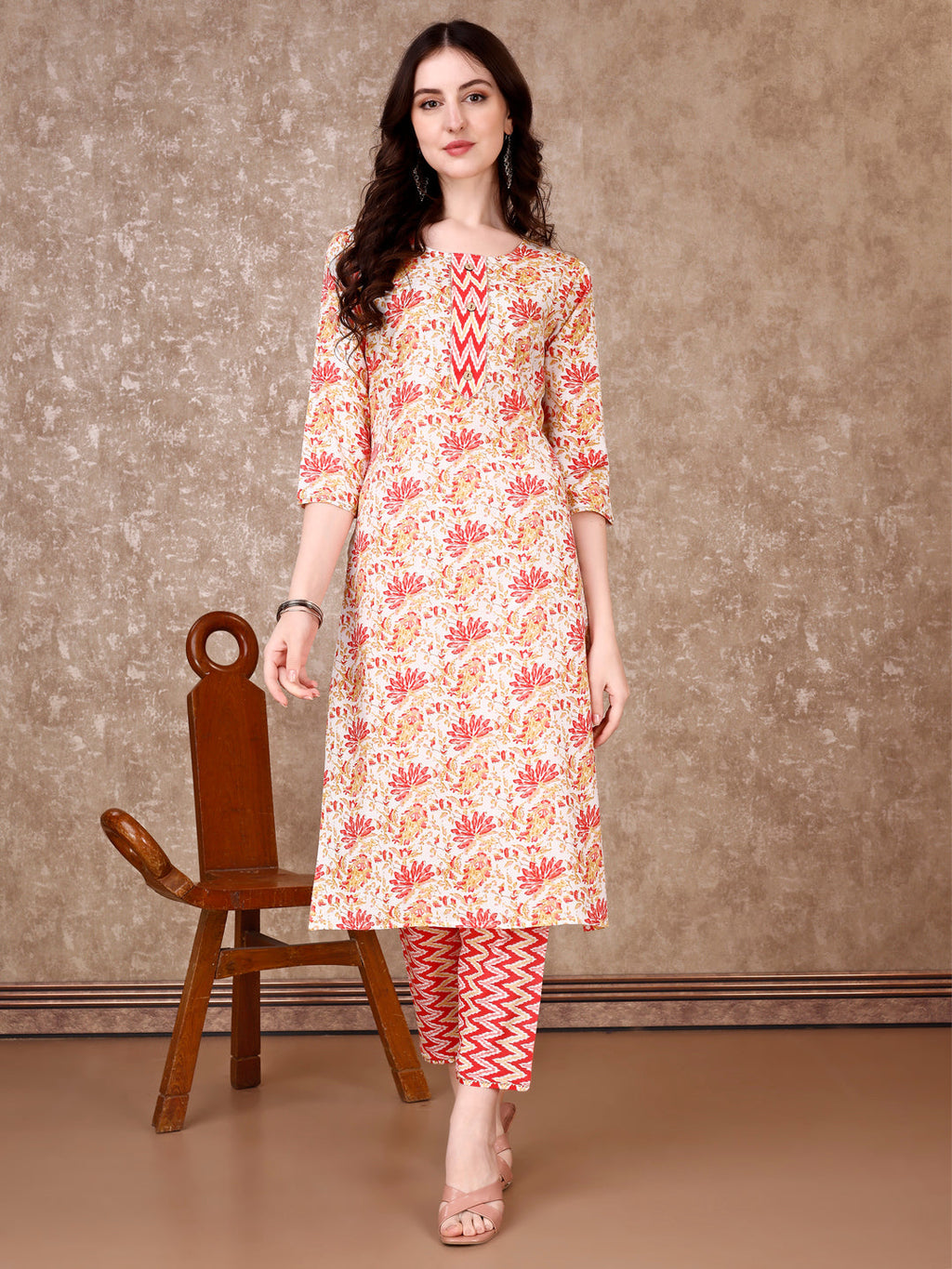 Floral Printed Kurta With Printed Pant & Dupatta, Multicolor - Hiral Fashion | Grocsy