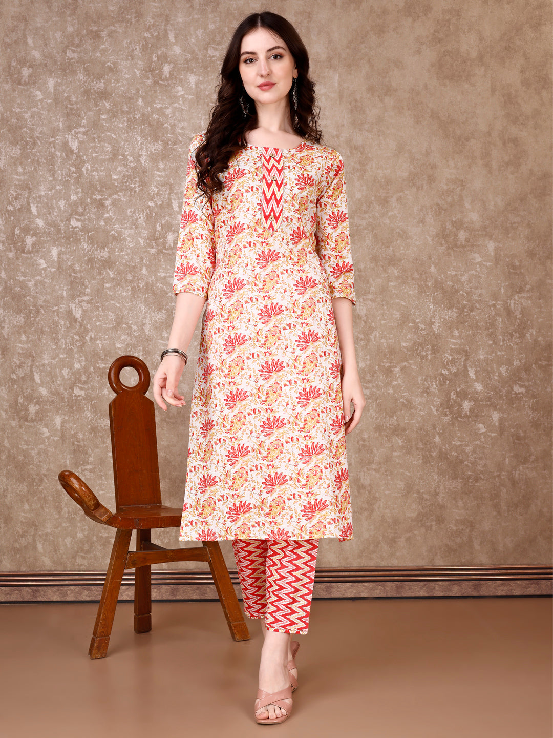 Floral Printed Kurta With Printed Pant & Dupatta, Multicolor - Hiral Fashion | Grocsy
