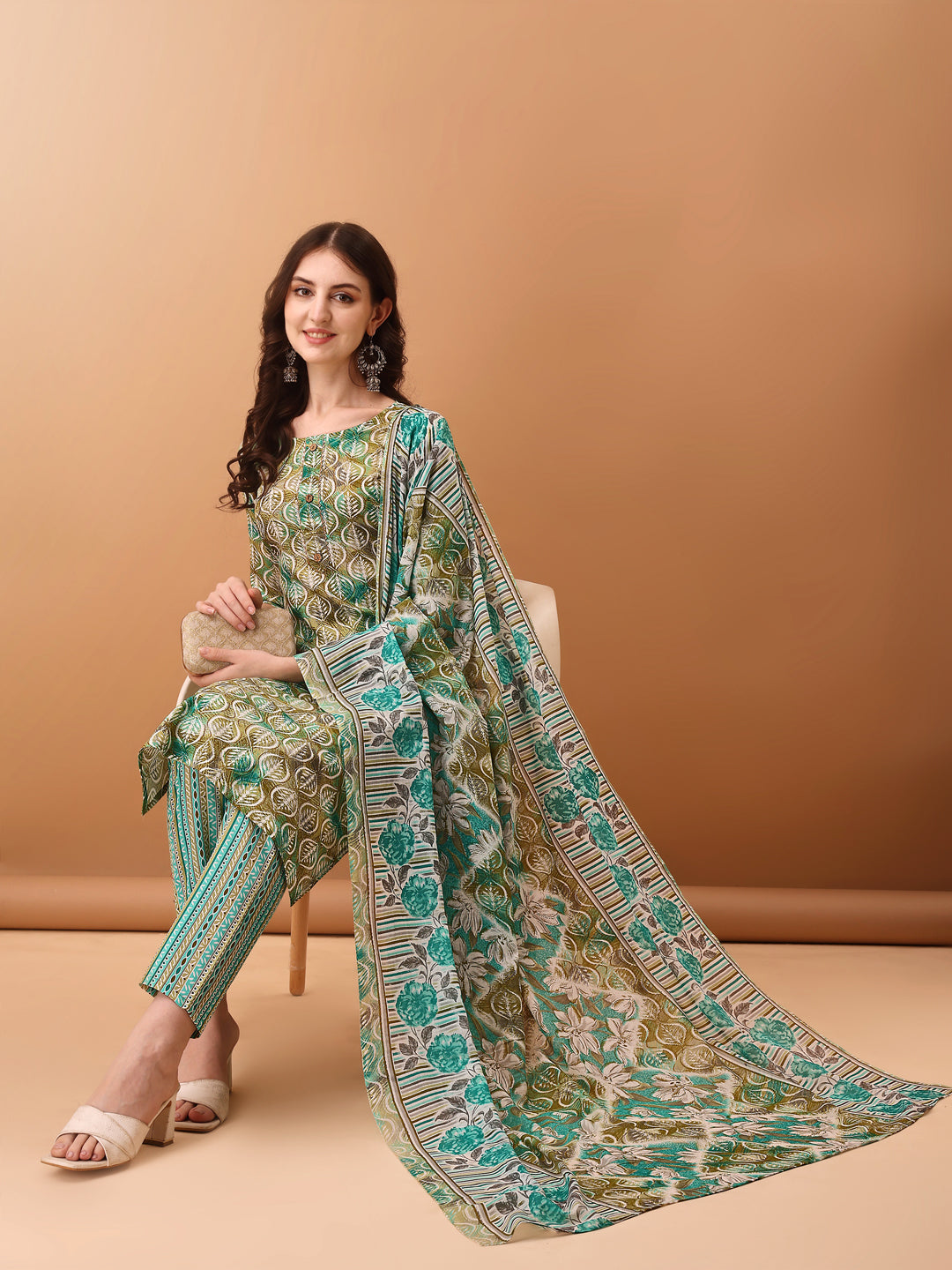 Floral Printed Kurta With Pant & Dupatta, Green - Hiral Fashion | Grocsy