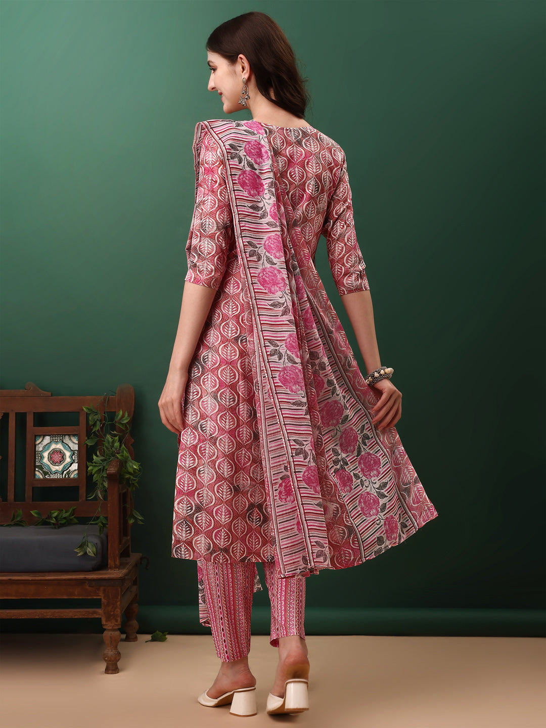 Floral Printed Kurta With Pant & Dupatta, Pink - Hiral Fashion | Grocsy