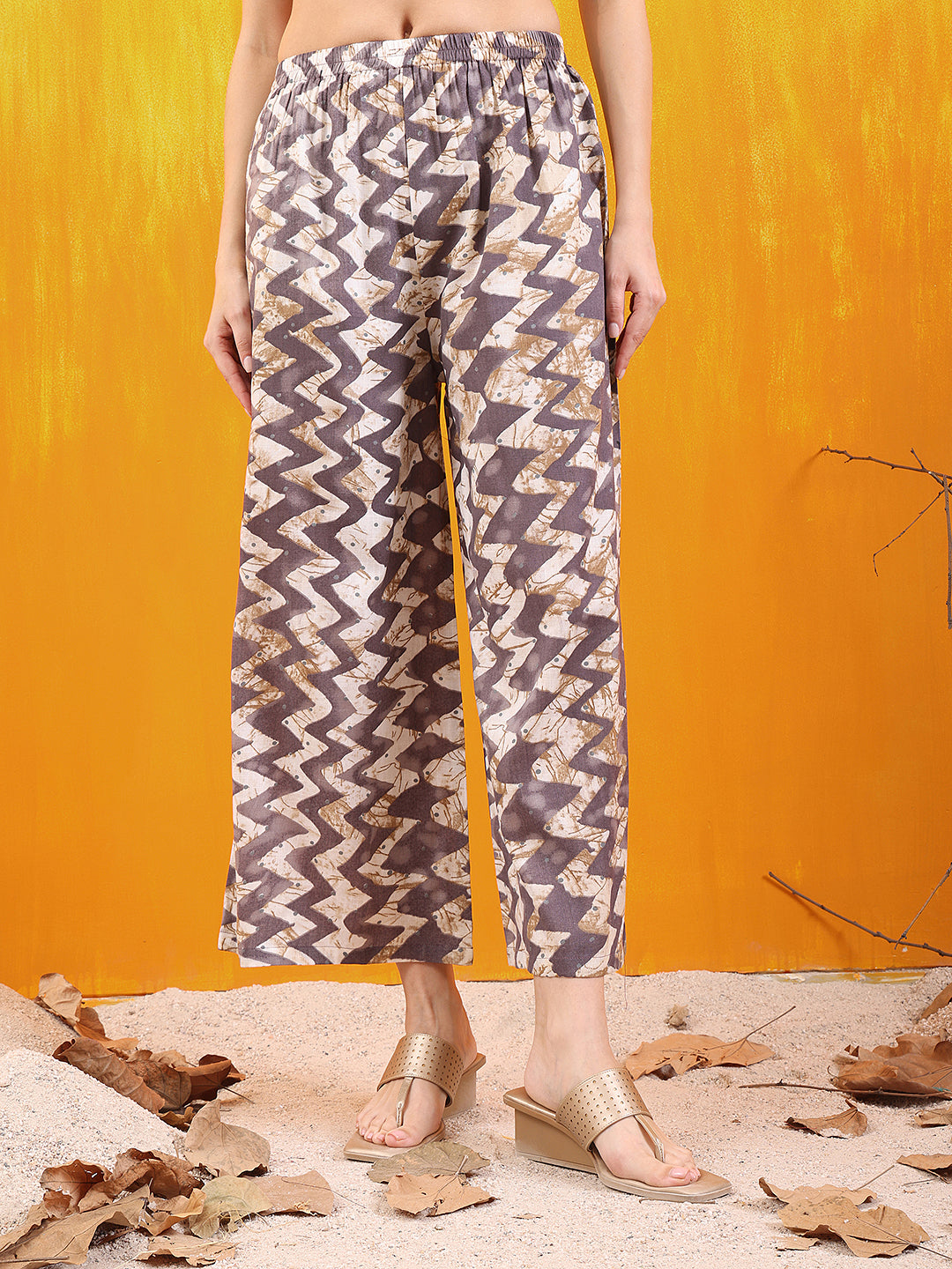 Chevron Printed Kurta With Palazzo Pant & Dupatta, Grey - Hiral Fashion | Grocsy