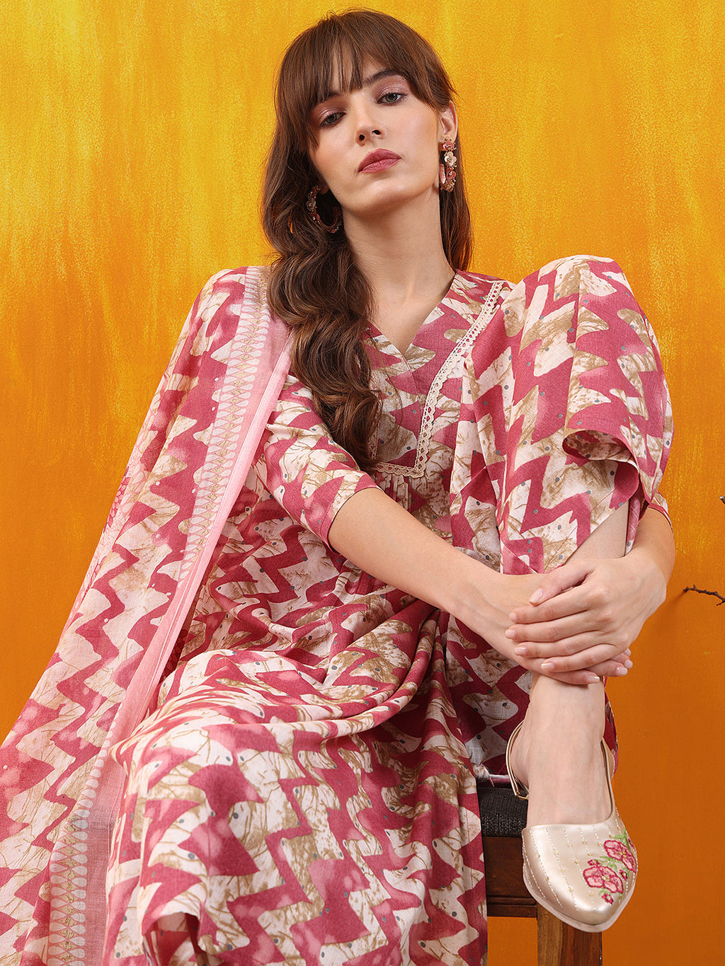 Chevron Printed Kurta With Palazzo Pant & Dupatta, Pink - Hiral Fashion | Grocsy