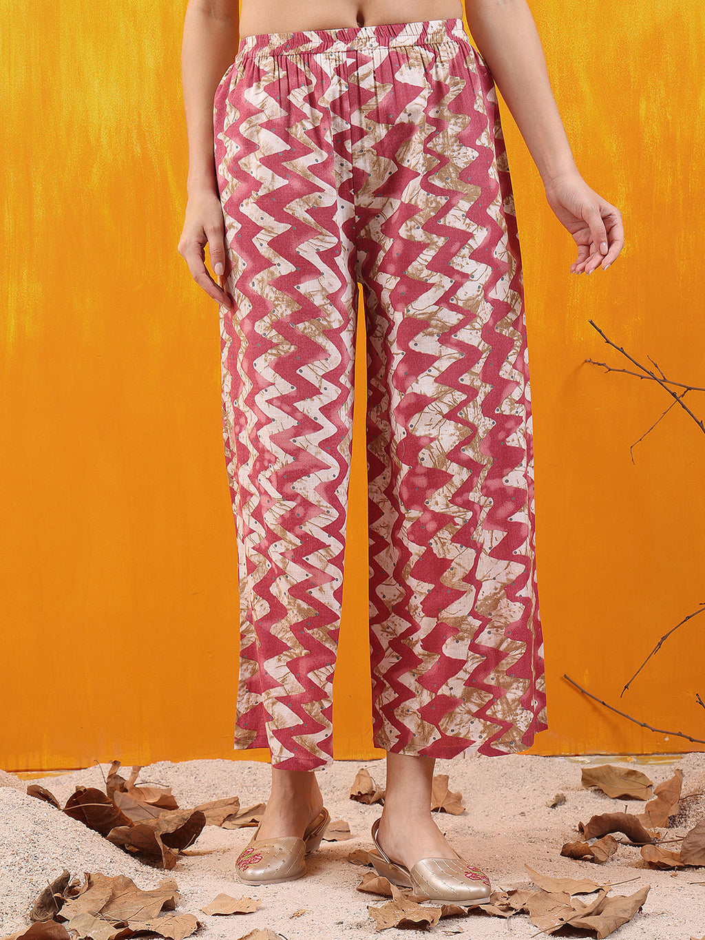 Chevron Printed Kurta With Palazzo Pant & Dupatta, Pink - Hiral Fashion | Grocsy