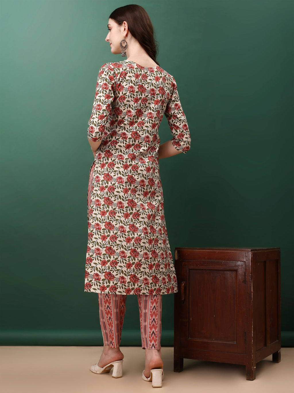 Floral Printed Kurta With Pant & Dupatta, Pink - Hiral Fashion | Grocsy