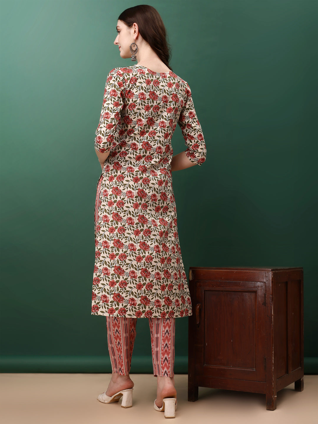 Floral Printed Kurta With Pant & Dupatta, Pink - Hiral Fashion | Grocsy