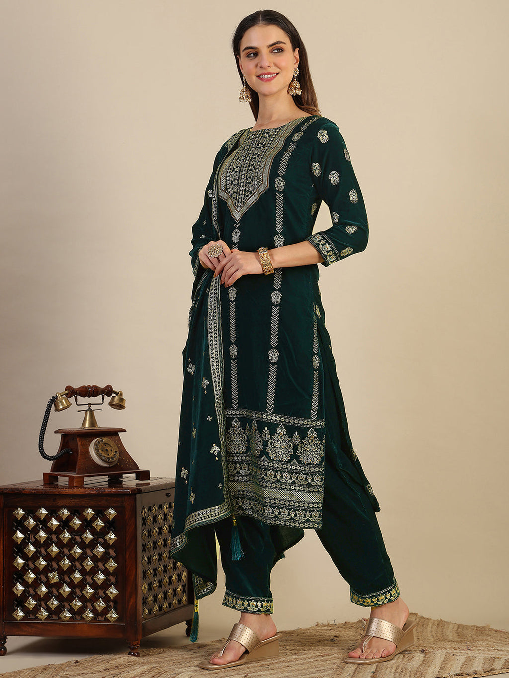 Hand & Foil Printed Velvet Kurta With Pant & Dupatta, Bottle-Green - Hiral Fashion | Grocsy