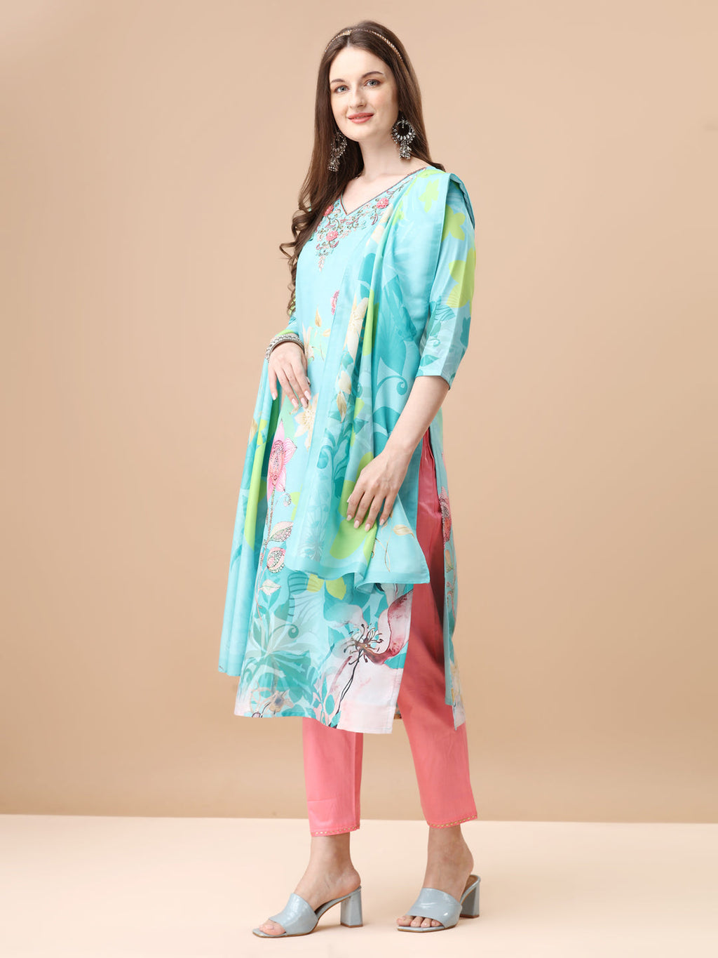Hand Embroidered Floral Printed Kurta With Pant & Dupatta, Multicolor - Hiral Fashion | Grocsy