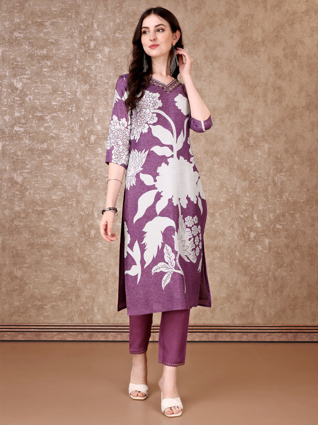 Hand Embroidered & Floral Printed Pure Silk Kurta With Pant & Dupatta, Lavender - Hiral Fashion | Grocsy