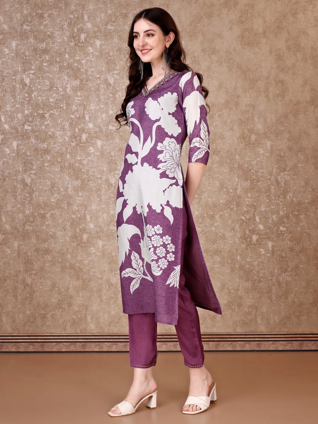 Hand Embroidered & Floral Printed Pure Silk Kurta With Pant & Dupatta, Lavender - Hiral Fashion | Grocsy