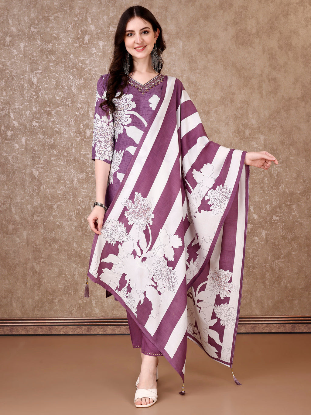 Hand Embroidered & Floral Printed Pure Silk Kurta With Pant & Dupatta, Lavender - Hiral Fashion | Grocsy