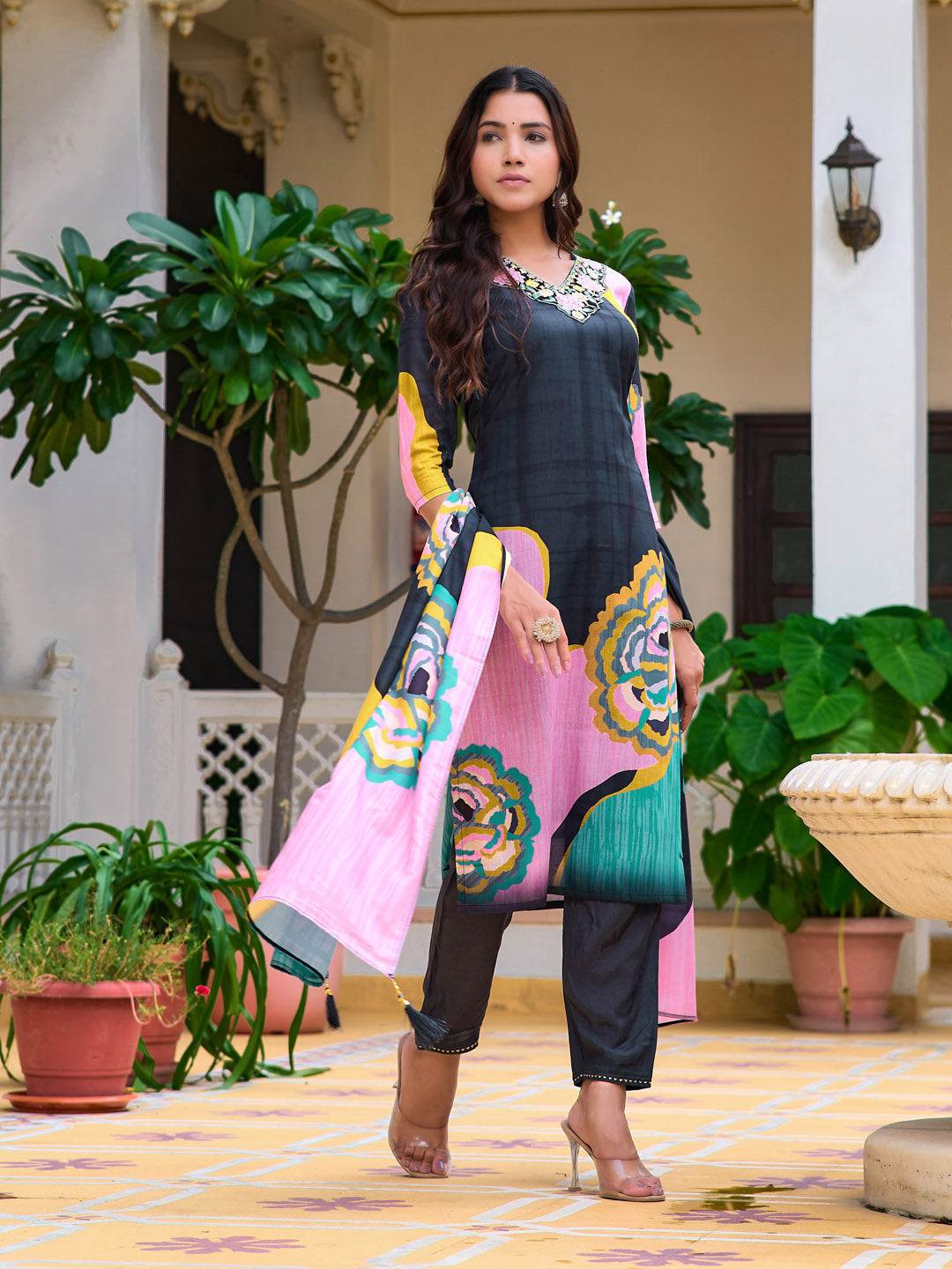 Embroidered & Floral Printed Kurta With Pant & Printed Dupatta, Lavender - Hiral Fashion | Grocsy