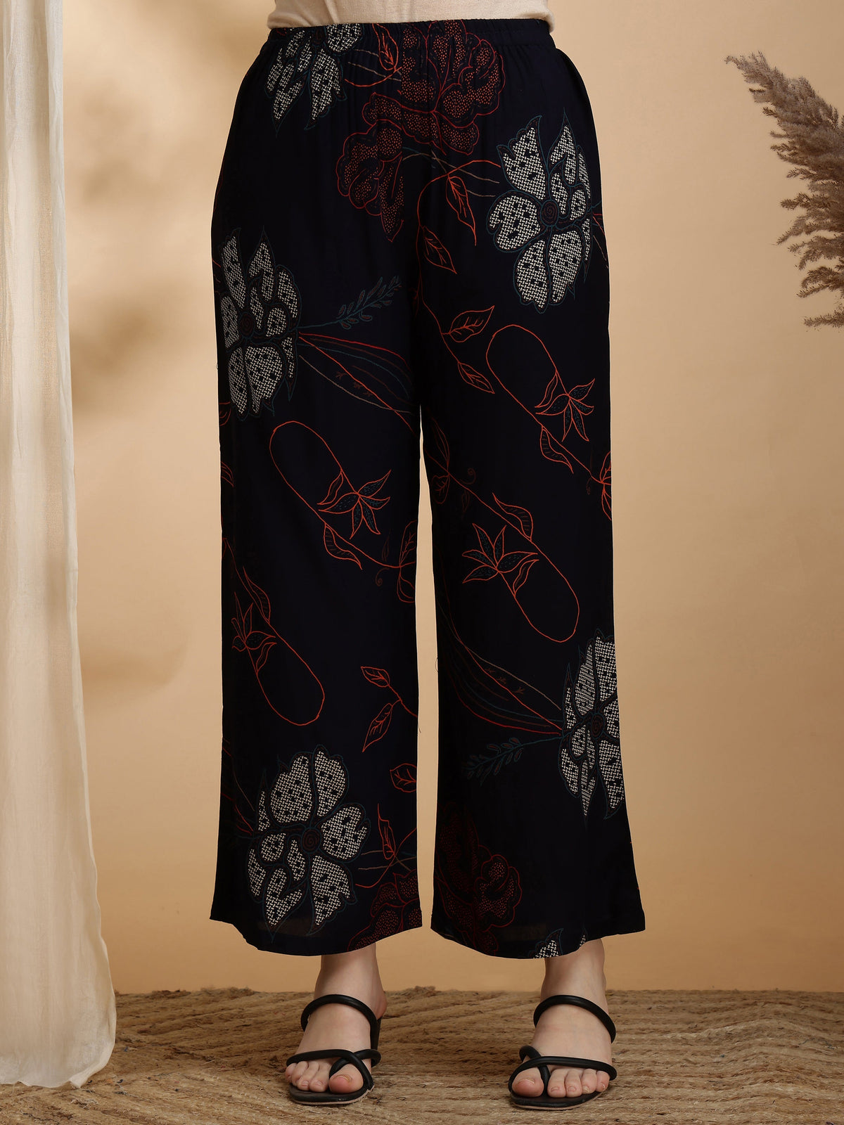 Floral Printed Kurta Pallazo Set, Black - Hiral Fashion | Grocsy