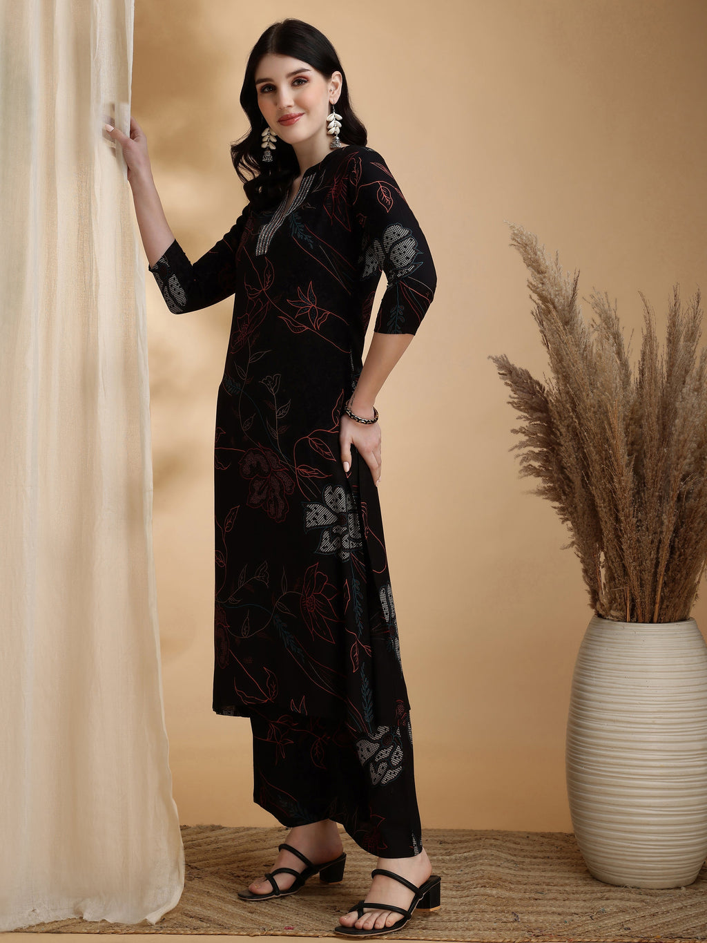 Floral Printed Kurta Pallazo Set, Black - Hiral Fashion | Grocsy