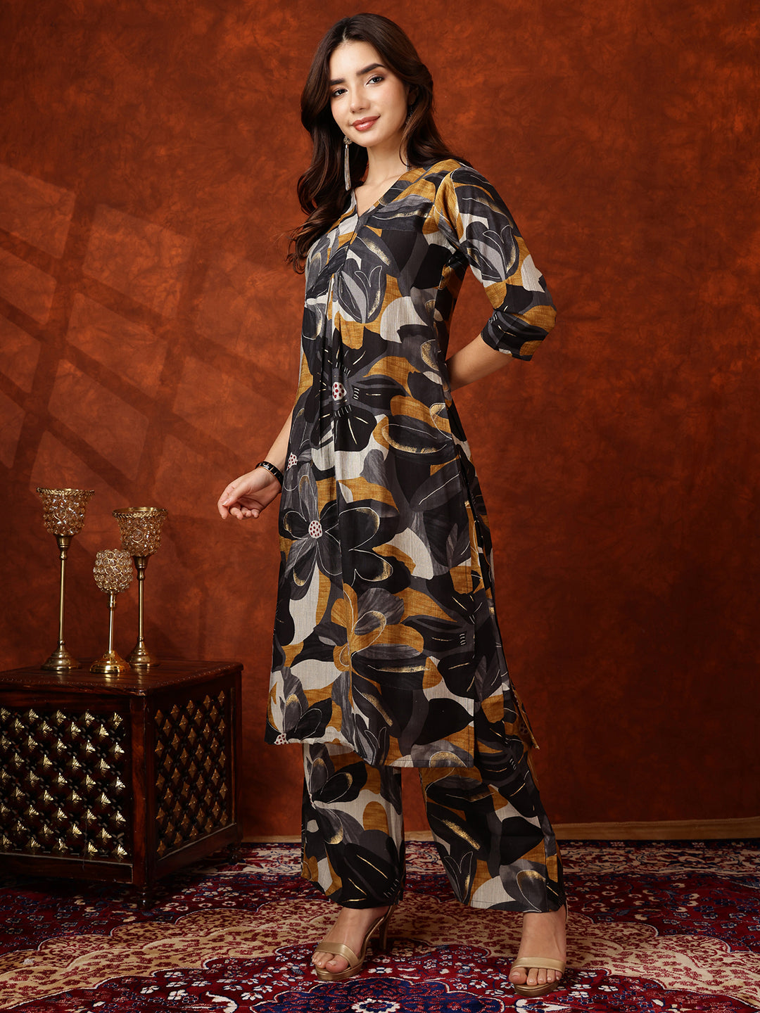 Floral Printed Kurta With Palazzo Pant, Black - Hiral Fashion | Grocsy