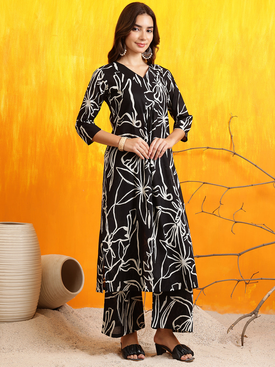 Printed Kurta With Palazzo Pants, Black - Hiral Fashion | Grocsy