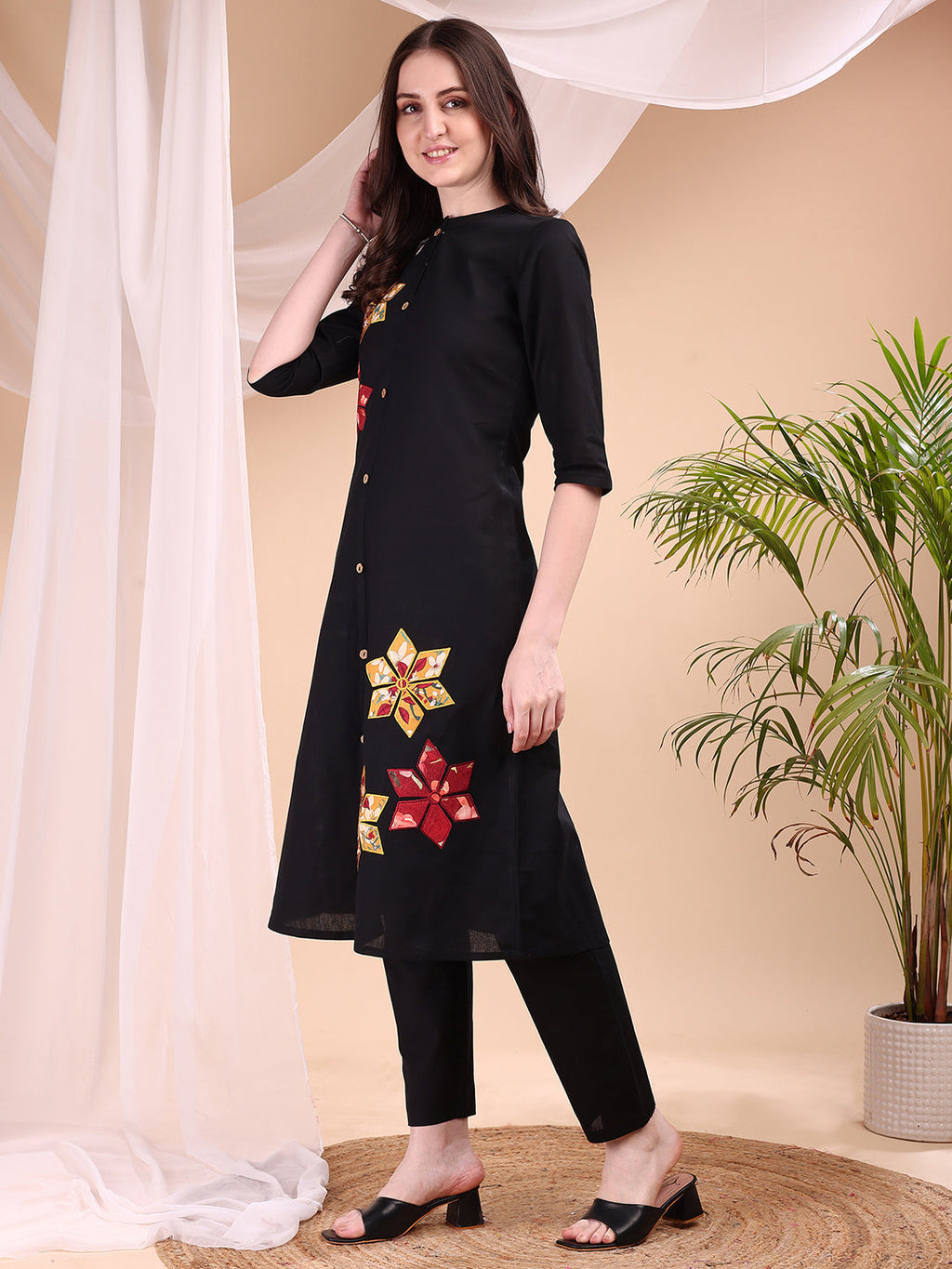 Placement Floral Front Buttoned Kurta With Pant, Black - Hiral Fashion | Grocsy