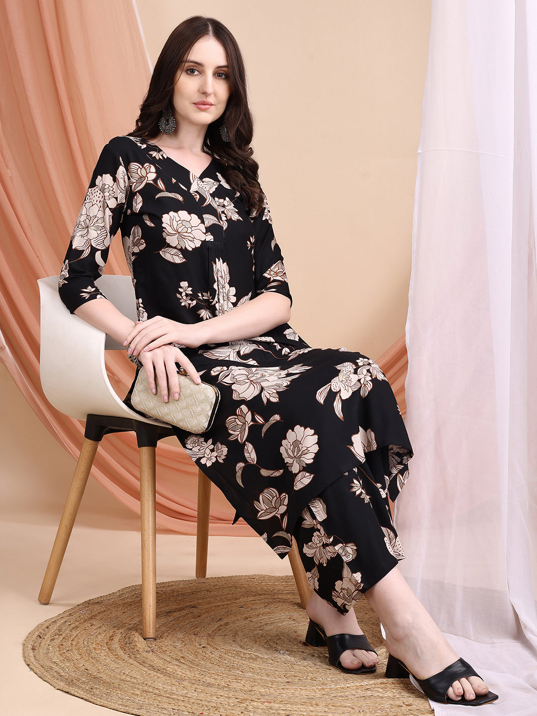 Floral Printed Kurta Set, Black - Hiral Fashion | Grocsy
