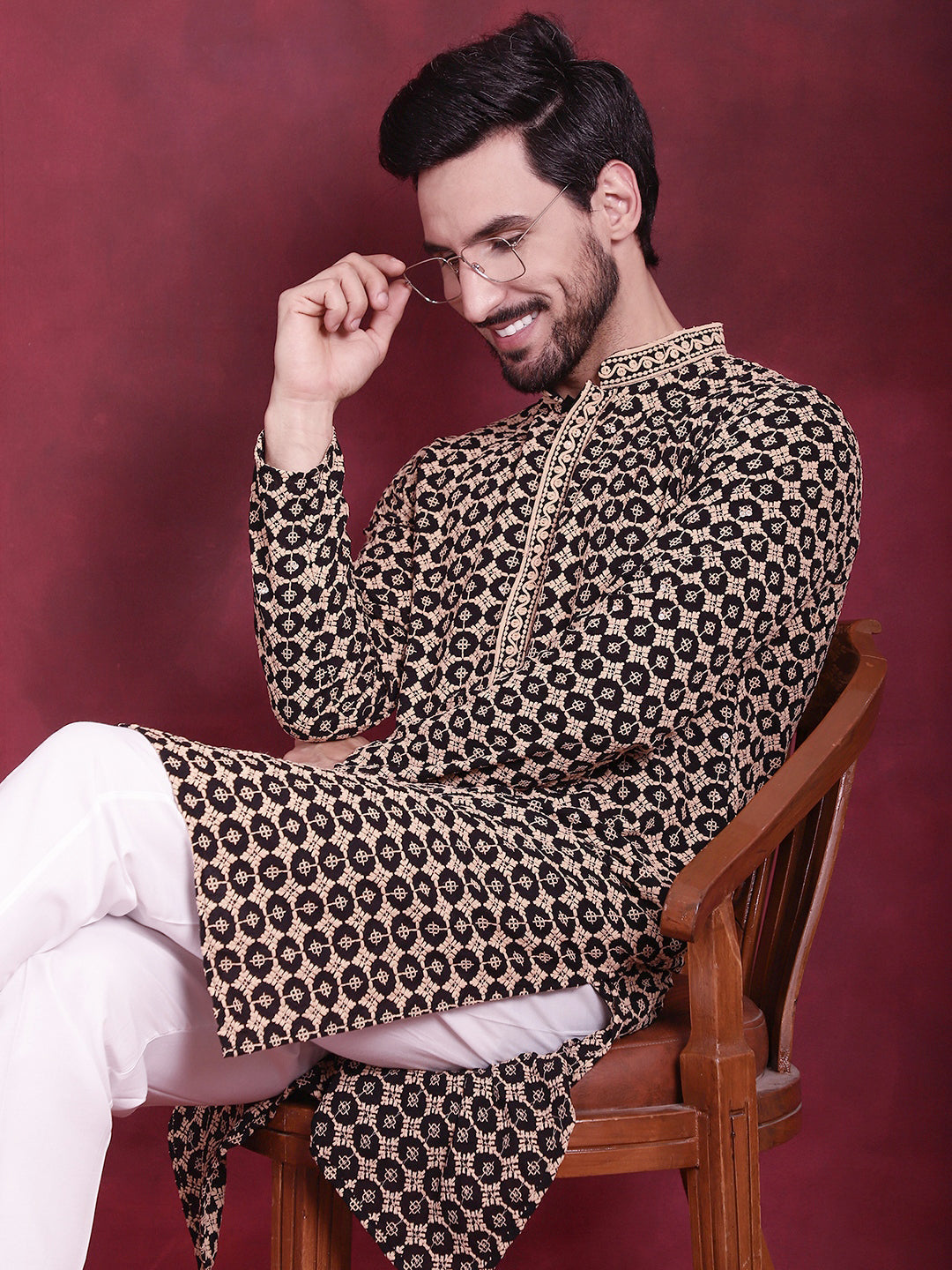 Jompers Men's Sequins Embroidered Kurta - Black | Grocsy