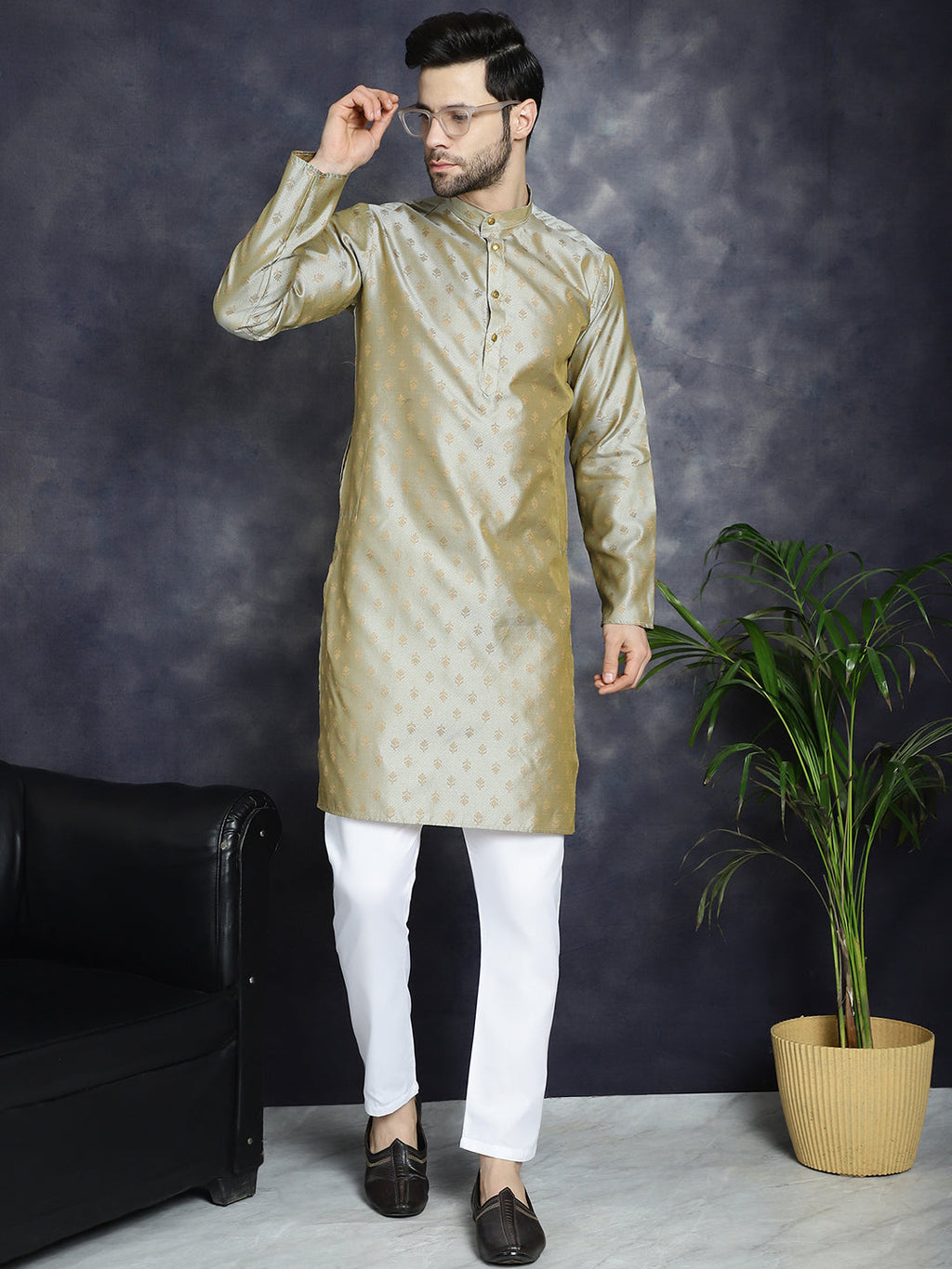Jompers Men's Woven Design Silk Blend Kurta - Pista | Grocsy