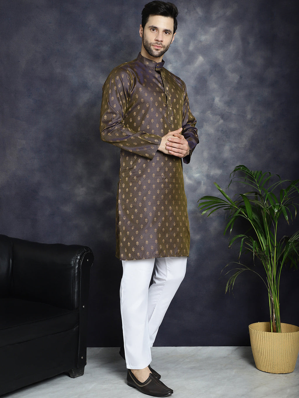 Jompers Men's Woven Design Silk Blend Kurta - Purple | Grocsy