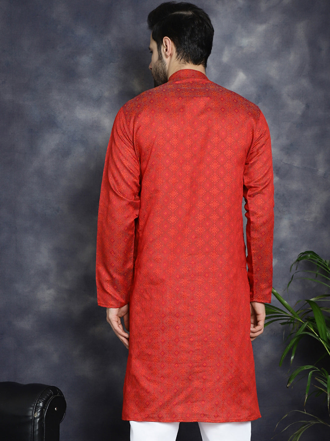 Jompers Men's Red Woven Design Kurta - Red | Grocsy
