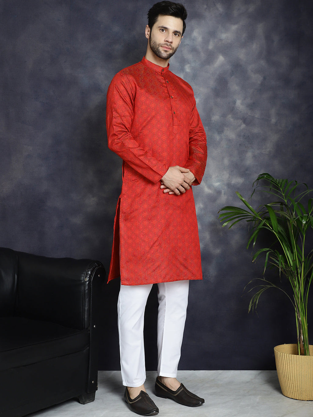Jompers Men's Red Woven Design Kurta - Red | Grocsy