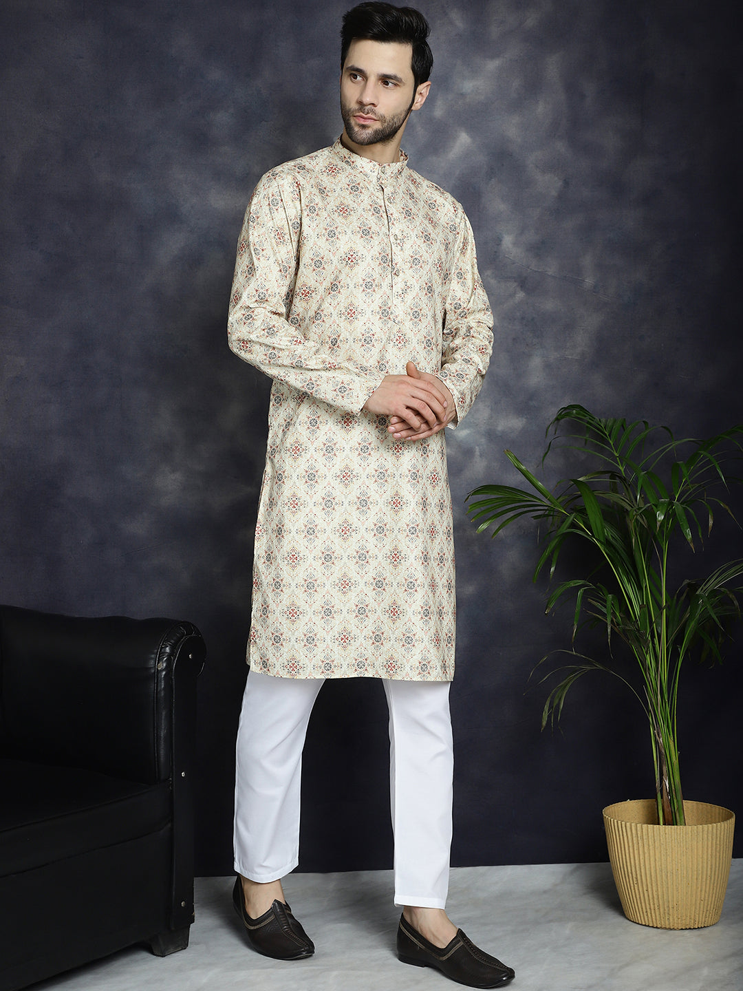 Jompers Men's Golden Foil Printed Kurta - Golden | Grocsy