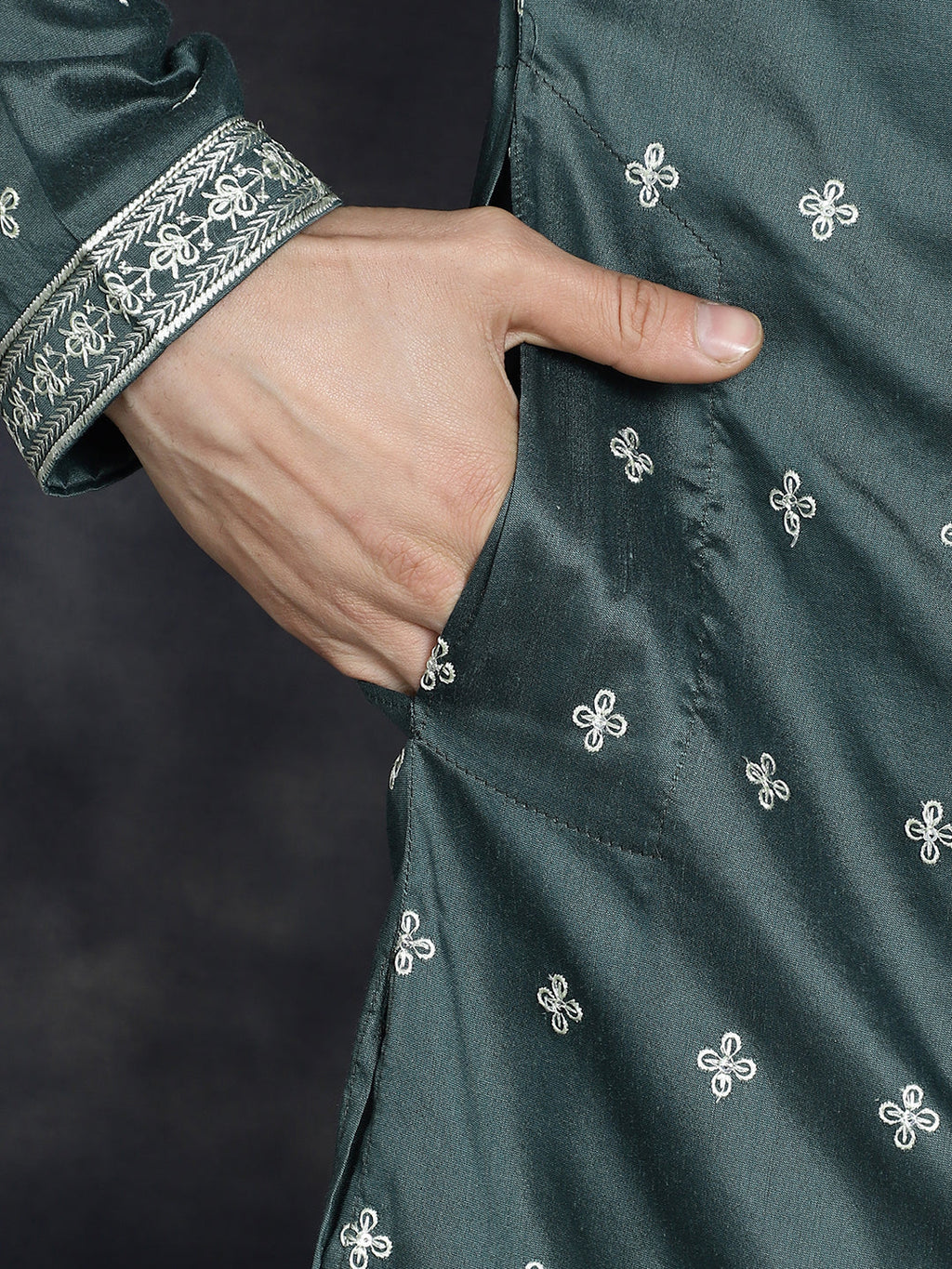 Jompers Men's Sequins Embroidered Kurta - Olive | Grocsy