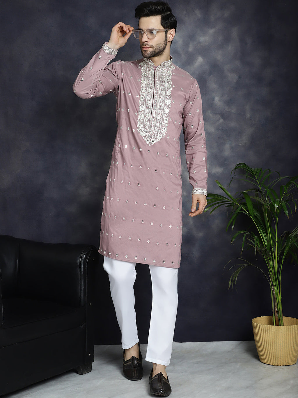 Jompers Men's Chikankari Embroidered Kurta - Magenta | Grocsy