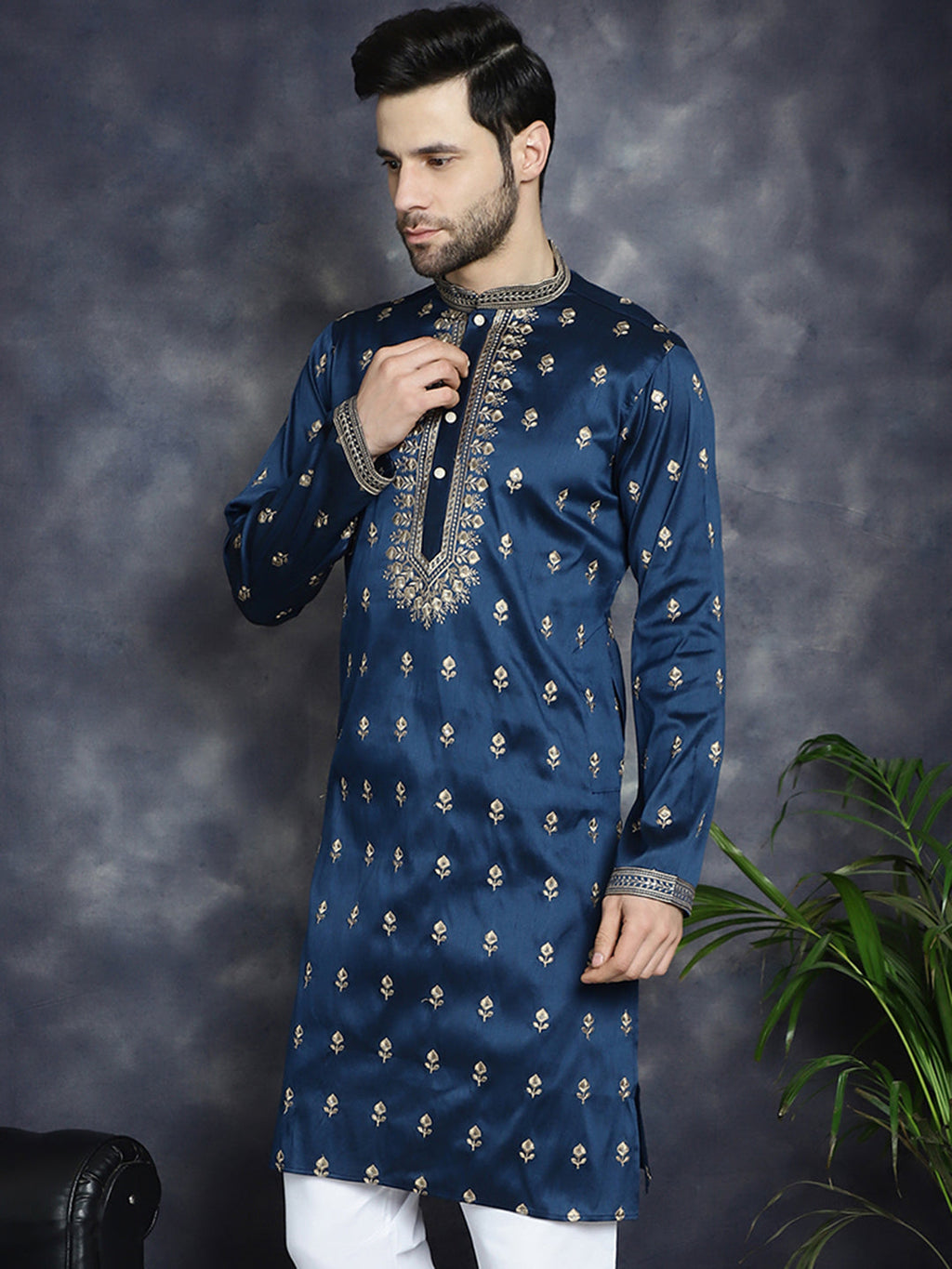 Jompers Men's Navy Blue Chikankari Embroidered Kurta - Navy Blue | Grocsy