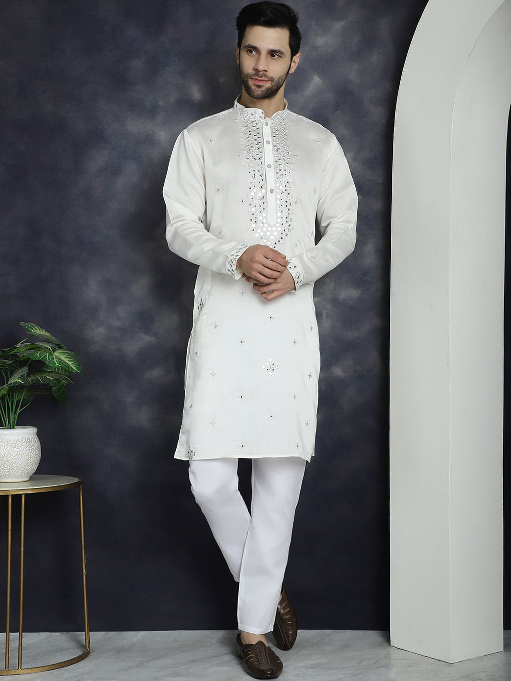 Jompers Men's Embroidered Kurta - White | Grocsy